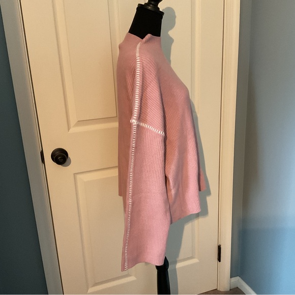 Women's Pink Chunky Knit Sweater - Picture 6 of 8